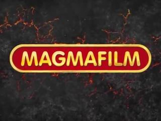 Magma চ্যানেল রাশিয়ান খ্রিস্টমাস হয় sensational এবং বাছাই করা অংশ থেকে trot